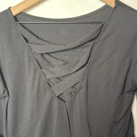 Women’s Black Criss Cross Back Detail Long Sleeve Shirt - Picture 2 of 5